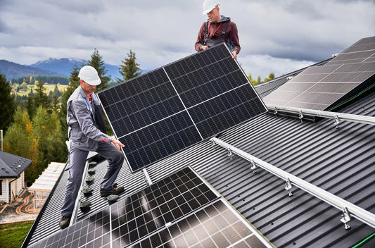 Câte Panouri Fotovoltaice Sunt Necesare Pentru O Casă și O Curte? Ghid Practic și Exemple Reale